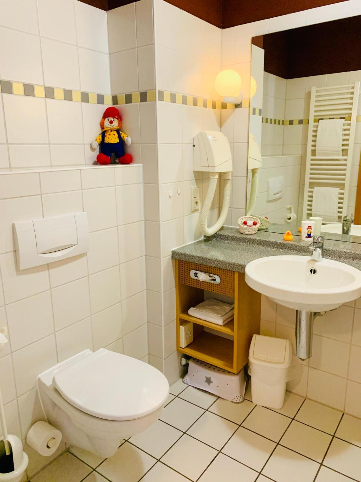 Family Club Harz Hotel เควดลินบวร์ก ภายนอก รูปภาพ