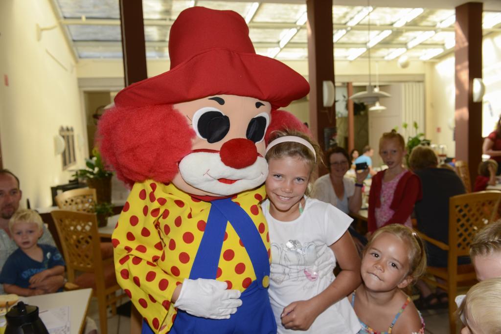 Family Club Harz Hotel เควดลินบวร์ก ภายนอก รูปภาพ
